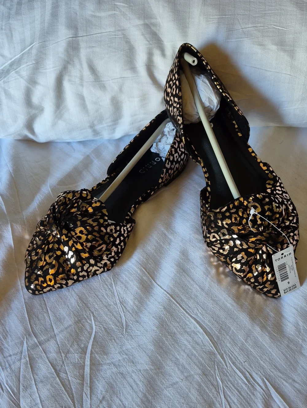 Torrid 9WW Leopard-Print Pointed Flats in Black, Gold & Tan - New